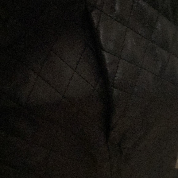 SOLD! Neiman Marcus 100% Lamb Leather Coat - Picture 4 of 8